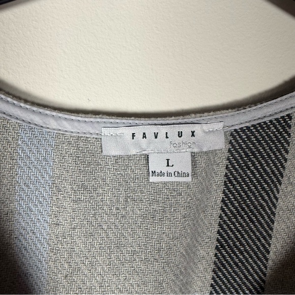 Favlux Long Wool Blend Gray Blue Plaid Cardigan Sweater Vest Size Large - Picture 12 of 14